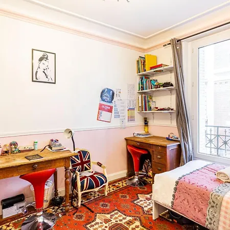Guestready - Parisian Getaway In The 10th Arr. Apartment *